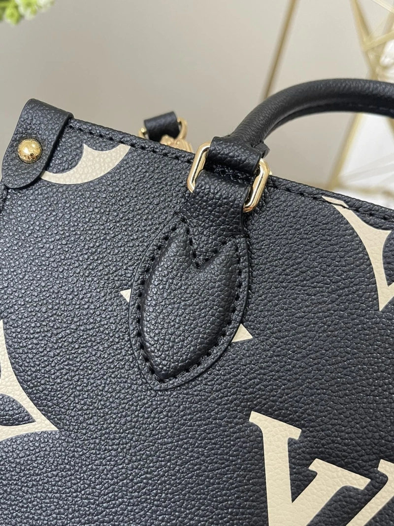 LV Shopping Bags 4233G-0744