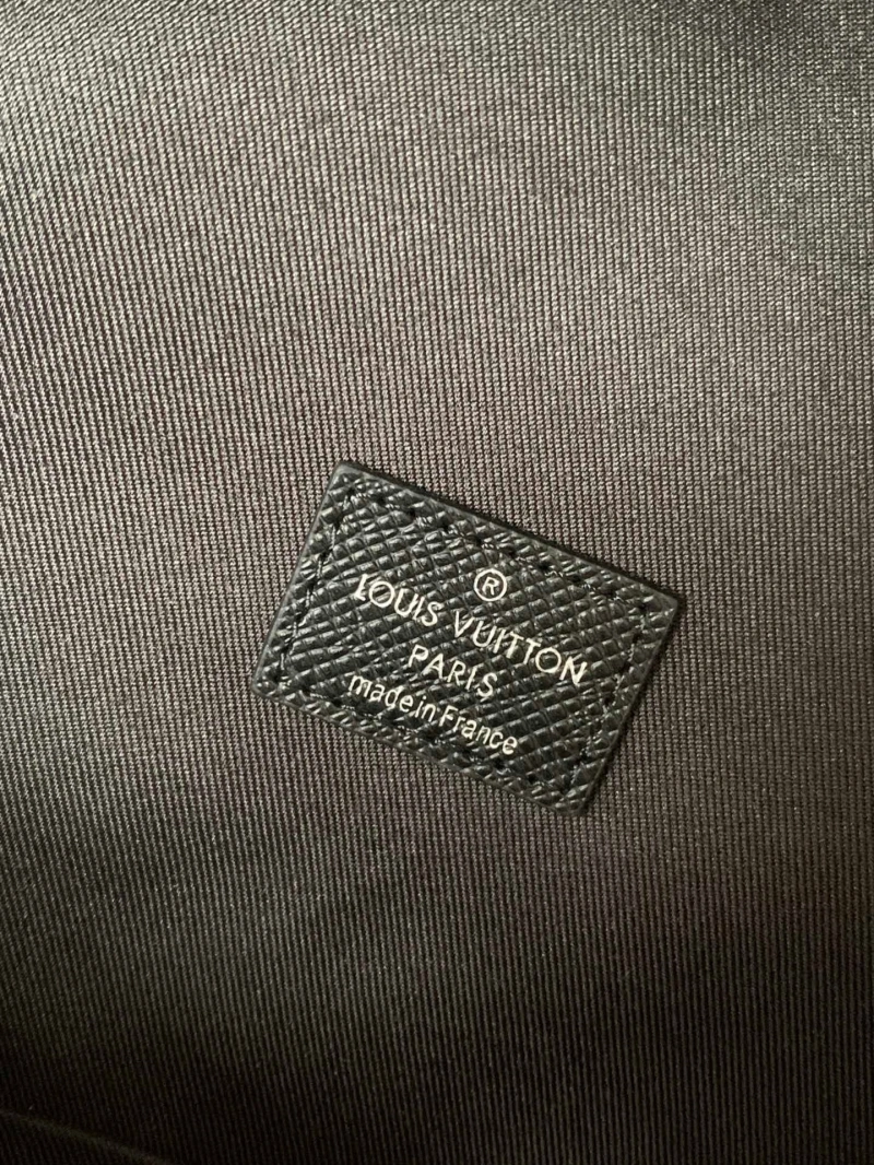 LV Backpacks 4233G-0779