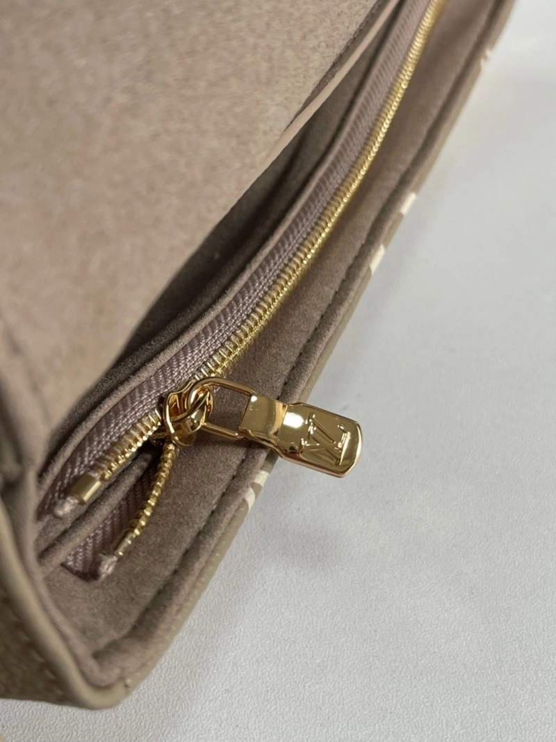 LV Satchel bags 4233G-0822