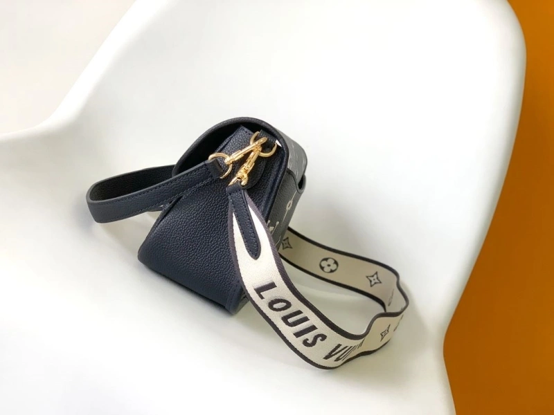 LV Satchel bags 4233G-0882