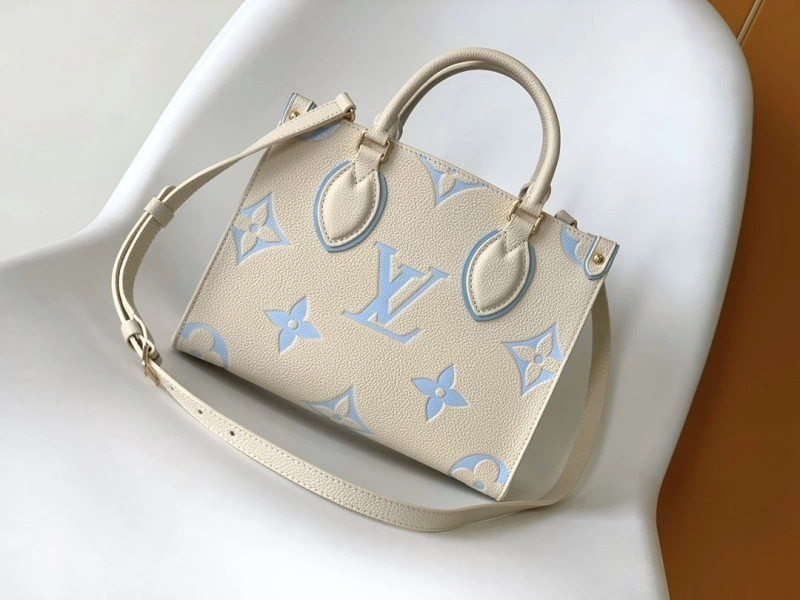 LV Shopping Bags 4233G-0891