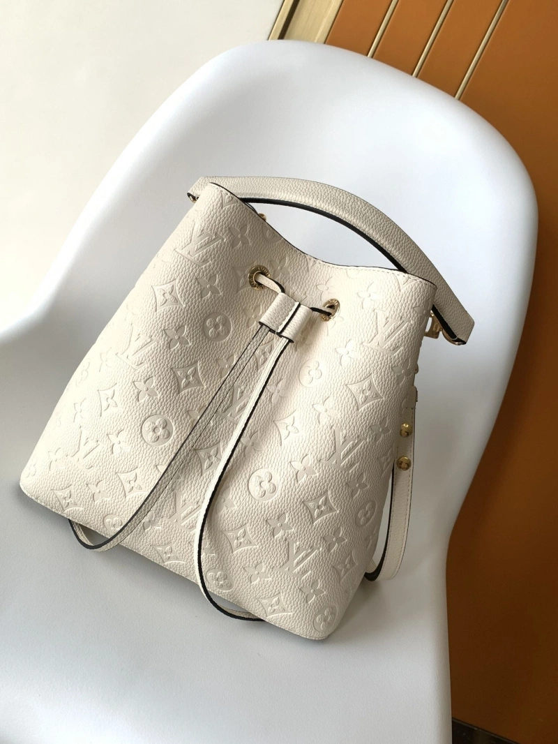 LV Bucket Bags 4233G-0896