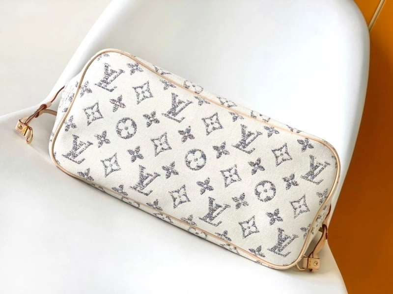 LV Shopping Bags 4233G-0913