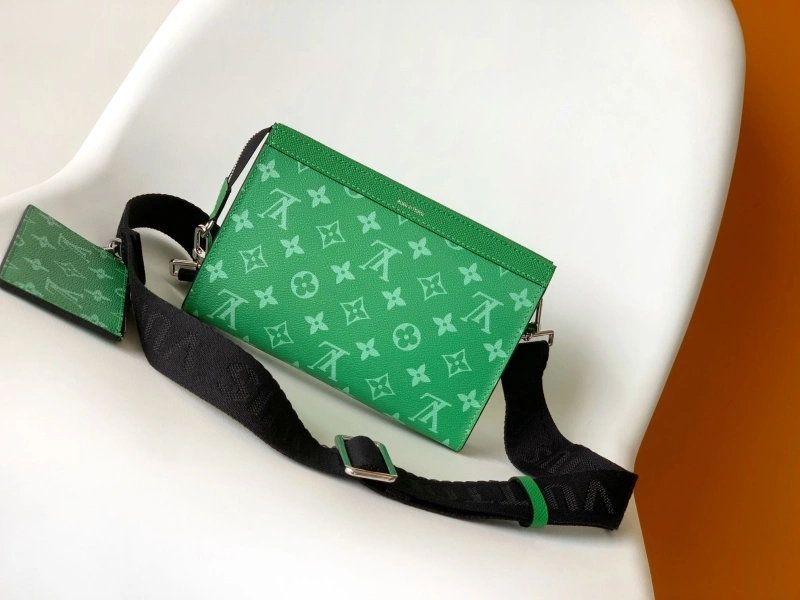 LV Satchel bags 4233G-0922