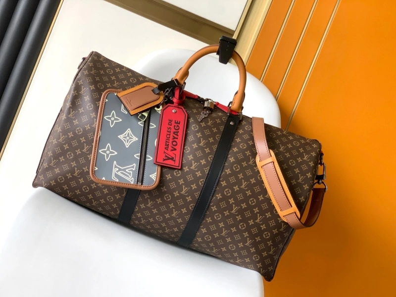 LV Travel Bags 4233G-0926