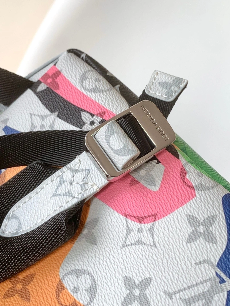 LV Backpacks 4233G-0927