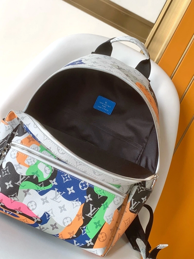 LV Backpacks 4233G-0927