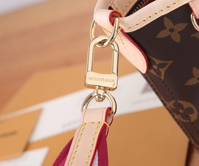 LV Shopping Bags 4233G-0990