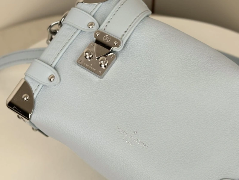 LV Box Bags 4233H-0039