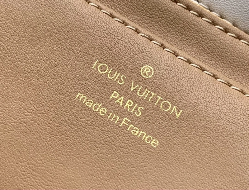 lv twist De*1m bags 4233h-0168