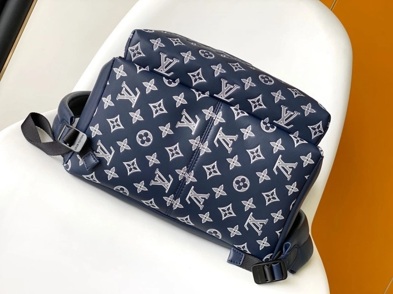 LV Backpacks 4233H-0172