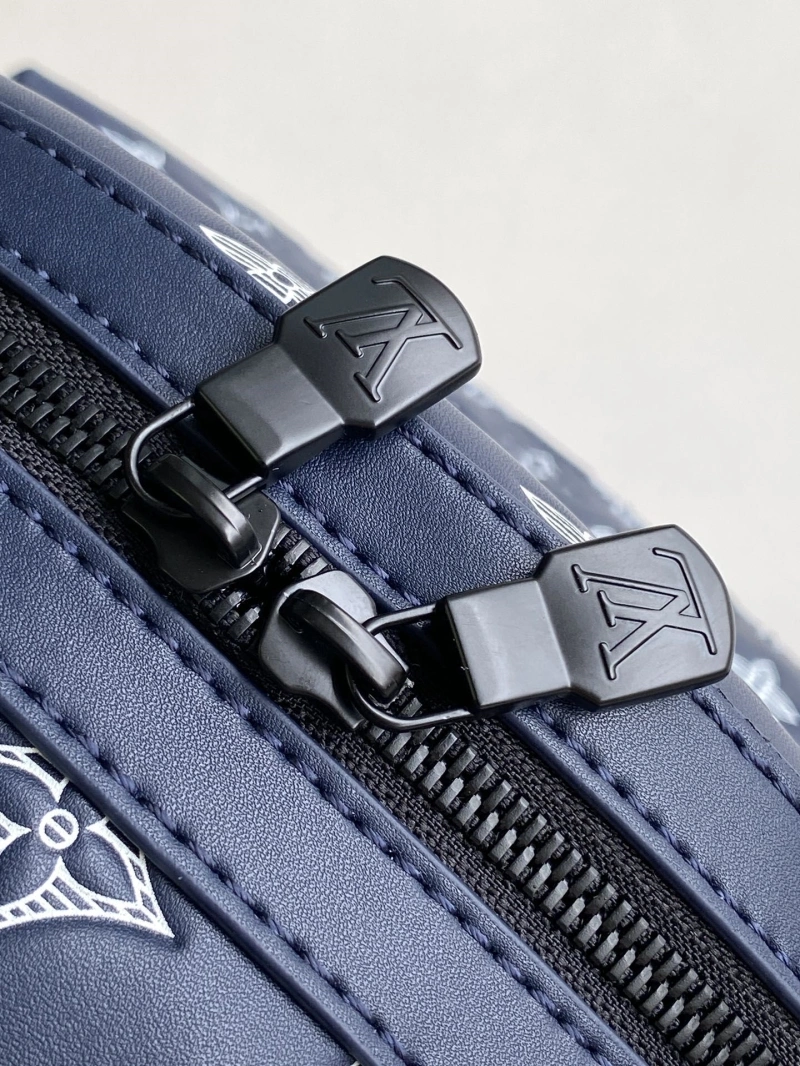 LV Backpacks 4233H-0172