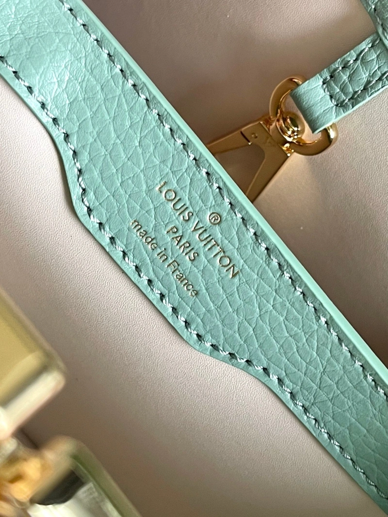 LV Capucines Bags 4233H-0211