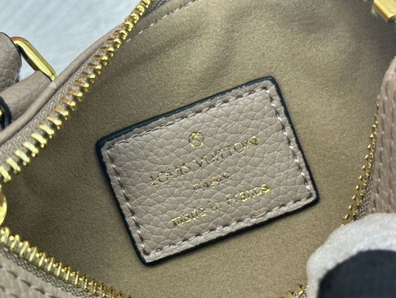 LV Speedy Bags 4233H-0321
