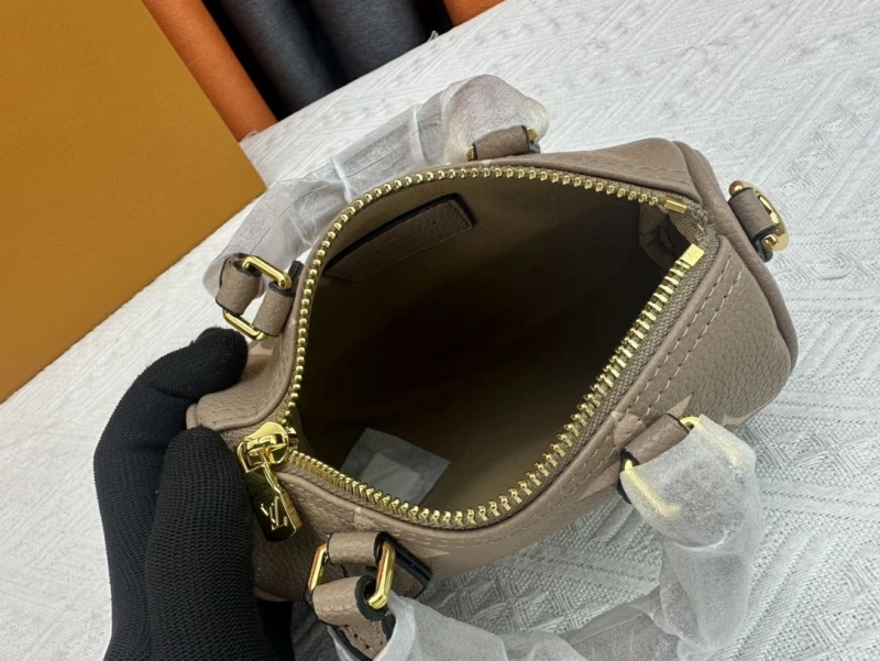 LV Speedy Bags 4233H-0321