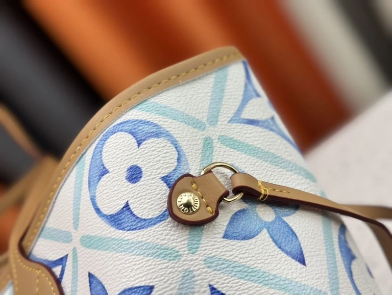 LV Shopping Bags 4233H-0380
