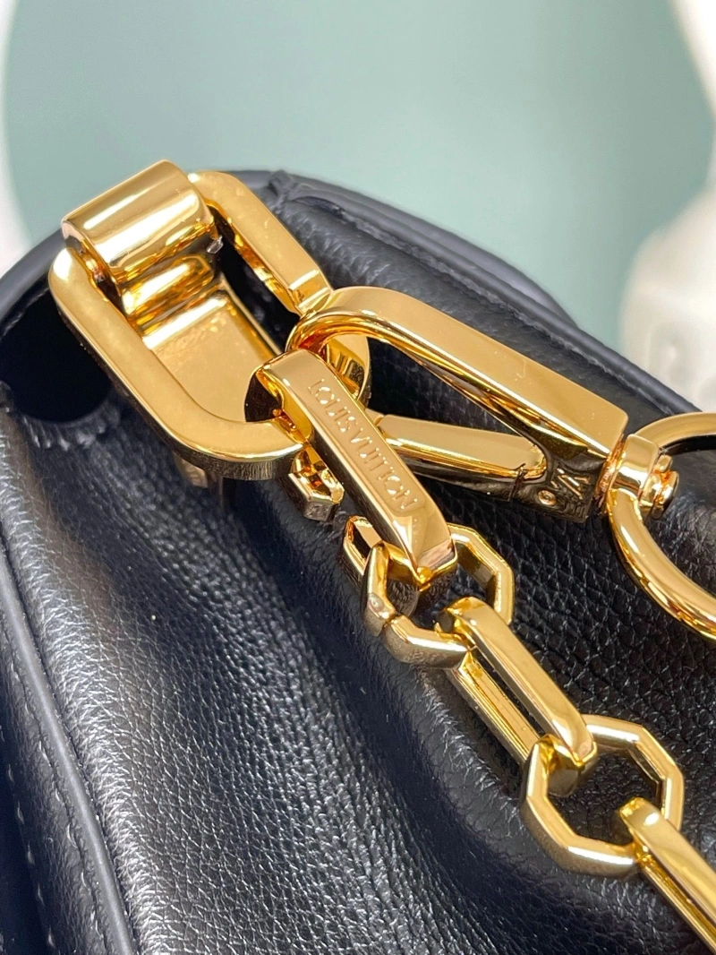 LV Satchel bags 4233H-0418