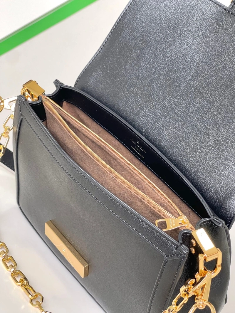 LV Satchel bags 4233H-0418