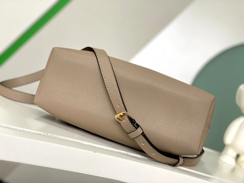 LV Bucket Bags 4233H-0421