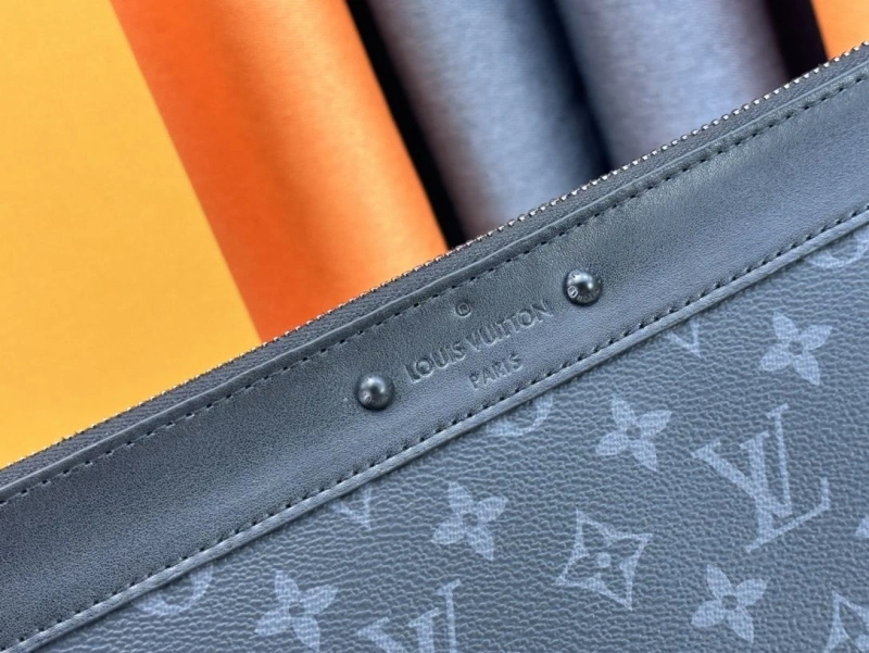 LV Clutch Bags 4233H-0452