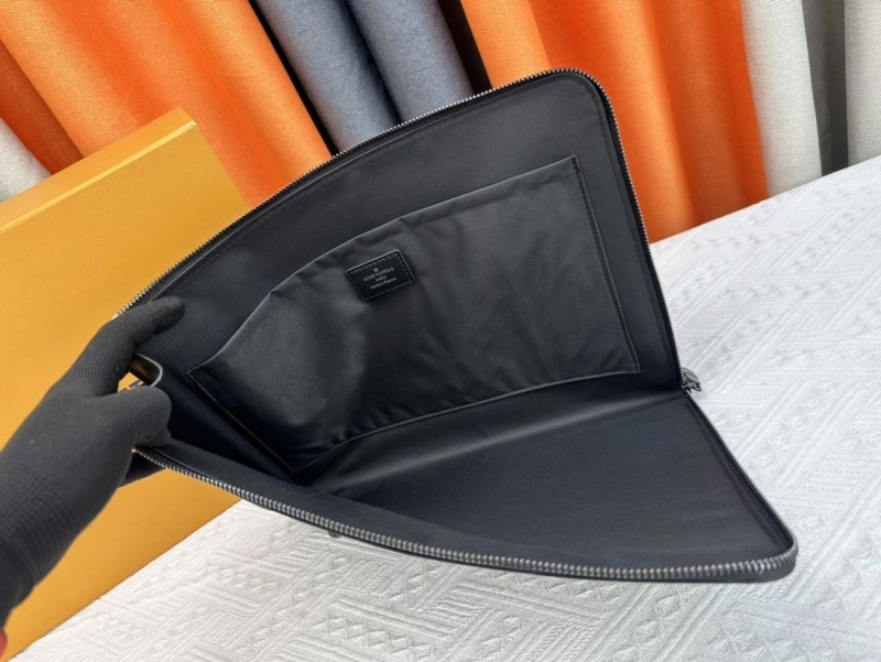 LV Clutch Bags 4233H-0452