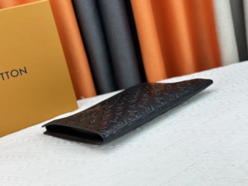 LV Clutch Bags 4233H-0453