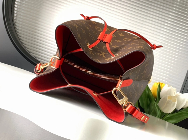 LV Bucket Bags 4233H-0565