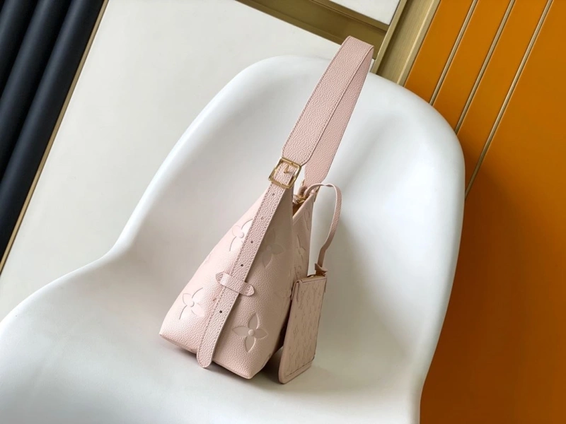 LV Top Handle Bags 4233H-0605