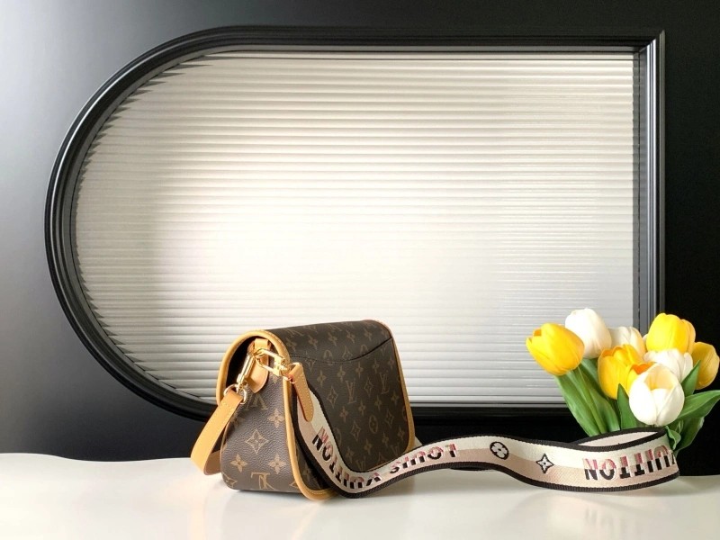 LV Satchel bags 4233H-0616