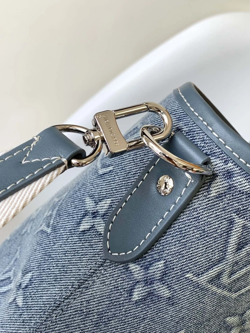 LV Travel Bags 4233H-0687