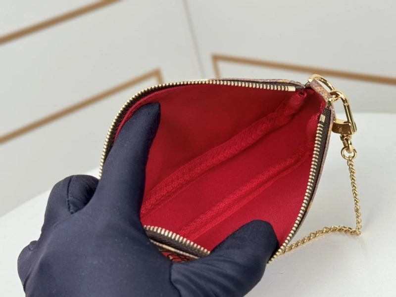 LV Clutch Bags 4233H-0917