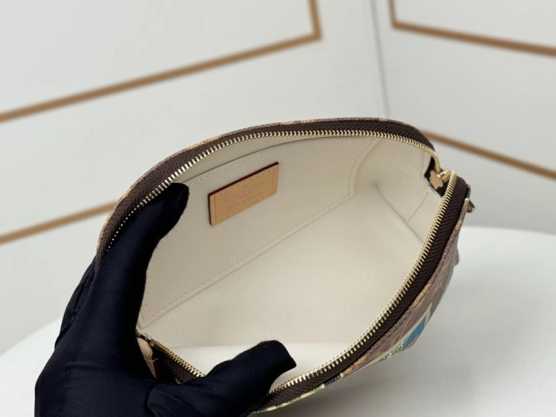 LV Clutch Bags 4233H-0919