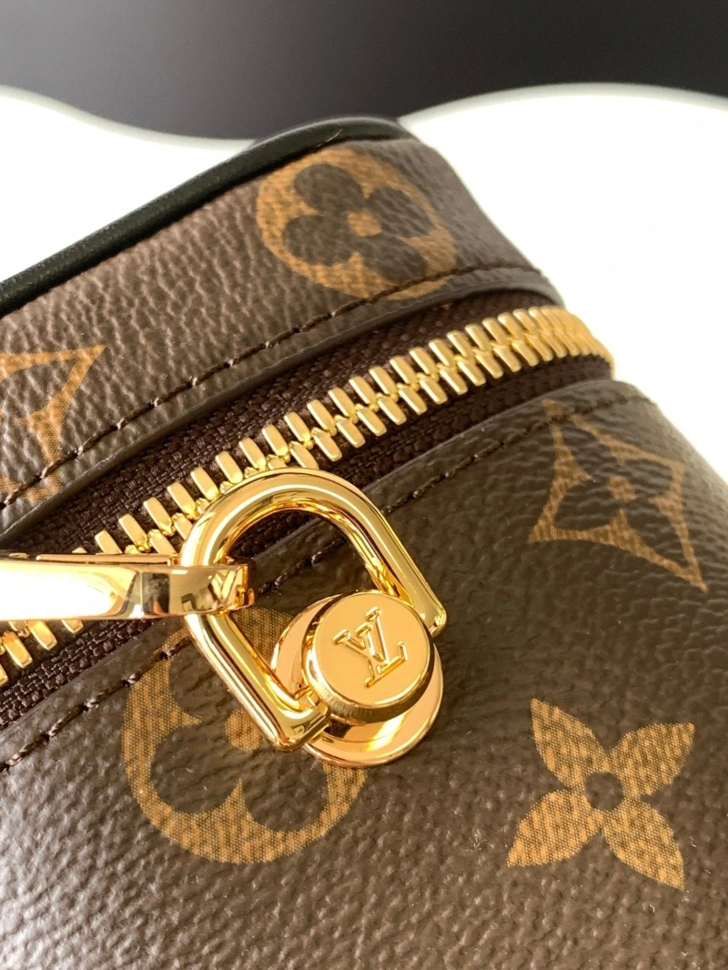 LV Cosmetic Bags 4233H-0990