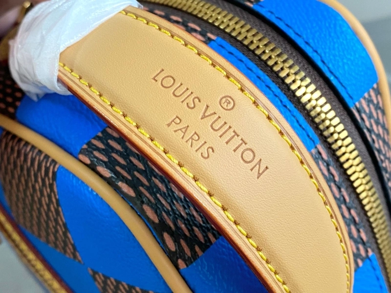LV Box Bags 4233H-1072