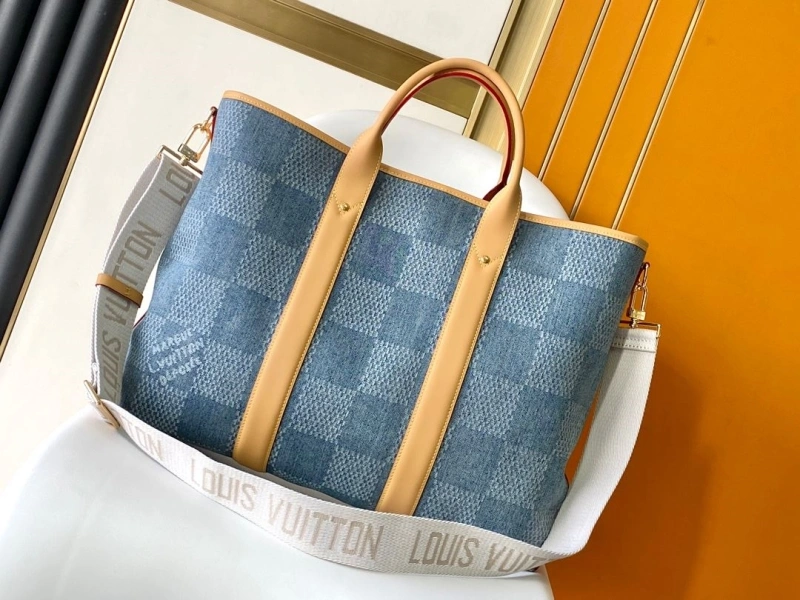 LV Mens Briefcases 4233H-1170