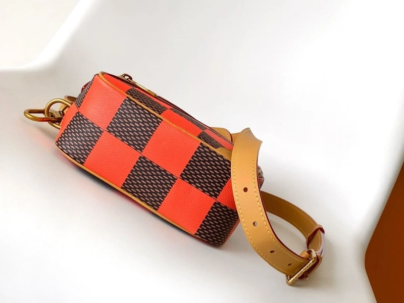 LV Box Bags 4233H-1232