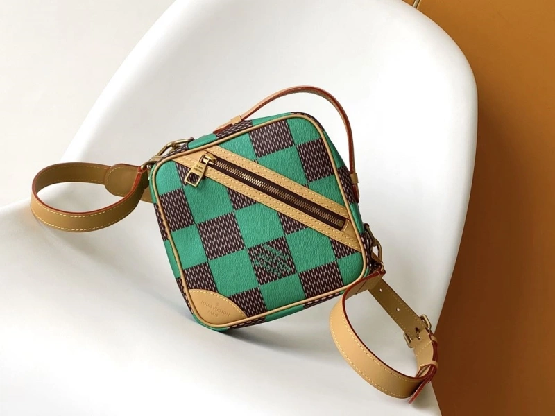 LV Box Bags 4233H-1233