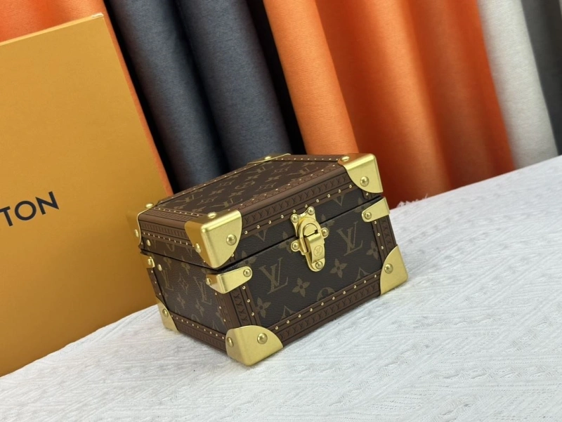 LV Box Bags 4233H-1388