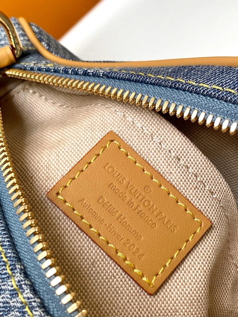 LV Box Bags 4233H-1484