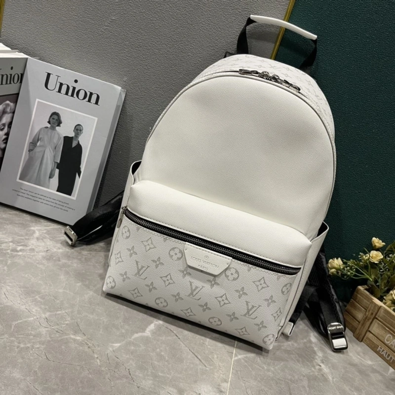 LV Backpacks 4233H-1905