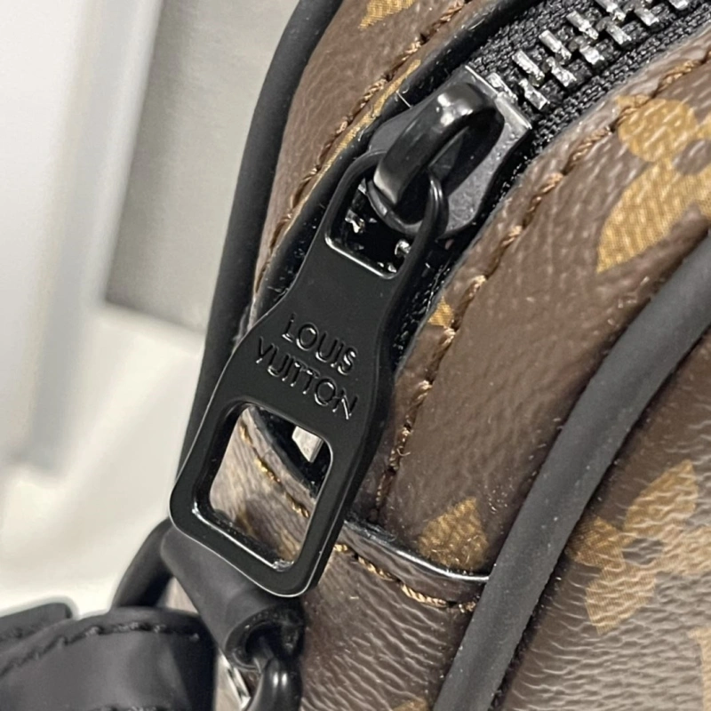 LV Clutch Bags 4233H-1919