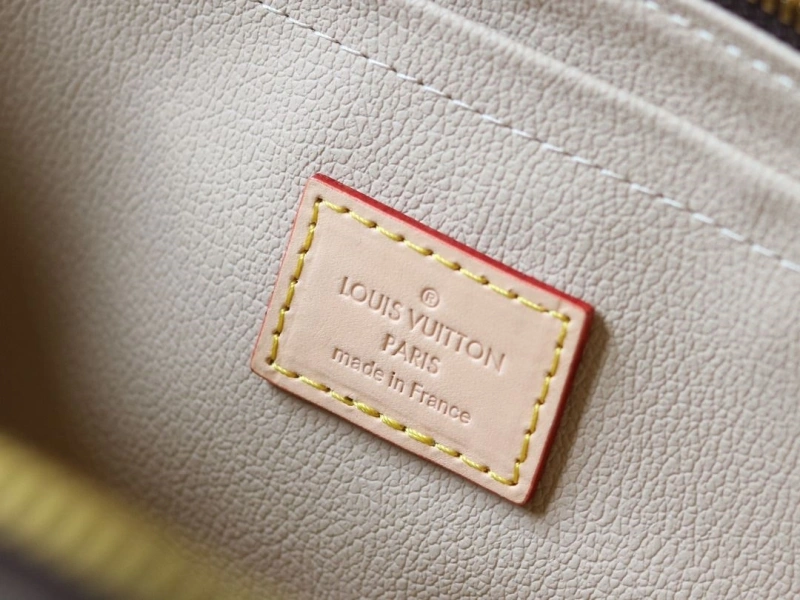 LV Cosmetic Bags 4233H-2532