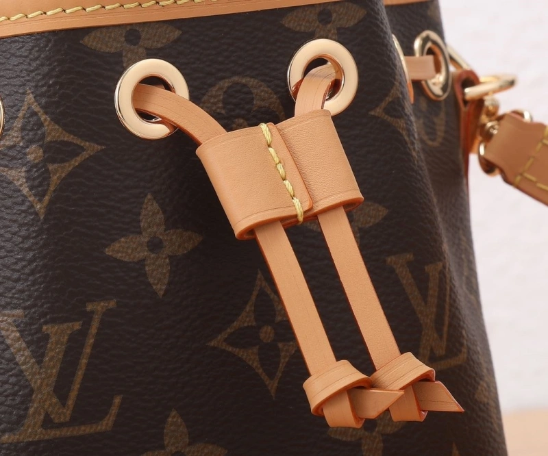 LV Bucket Bags 4233H-2588