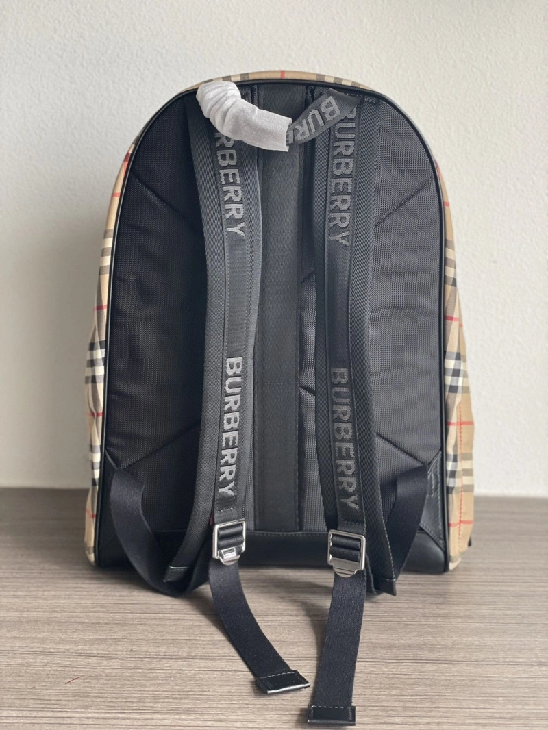 Bv*b*rry backpacks 4237f-0143