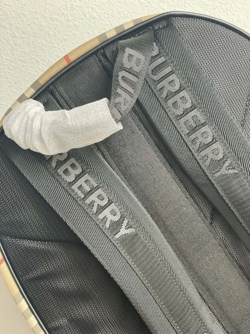 Bv*b*rry backpacks 4237f-0143
