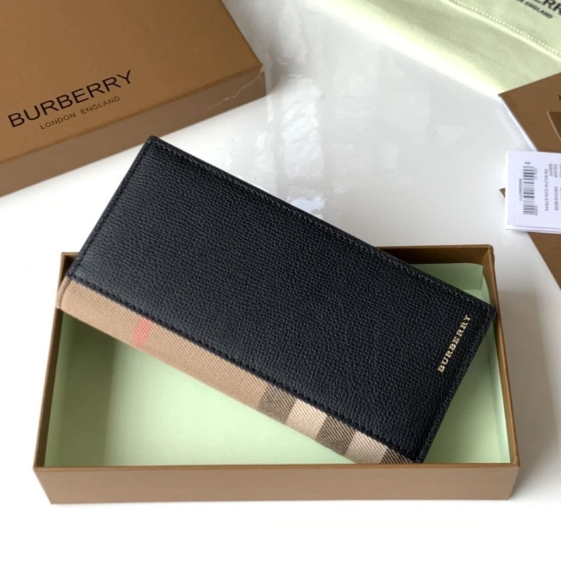 Bv*b*rry wallets 4237f-0157