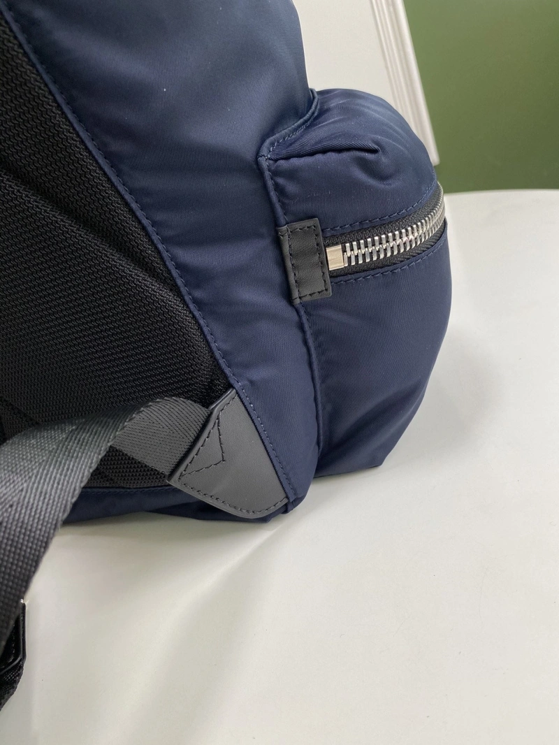 Bv*b*rry backpacks 4237f-0198