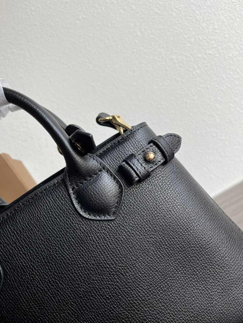 Bv*b*rry top handle bags 4237f-0202