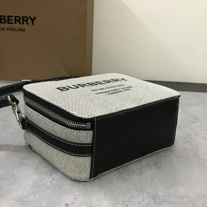 Bv*b*rry top handle bags 4237f-0263