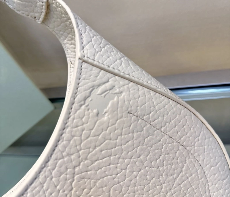 Bv*b*rry top handle bags 4237f-0265